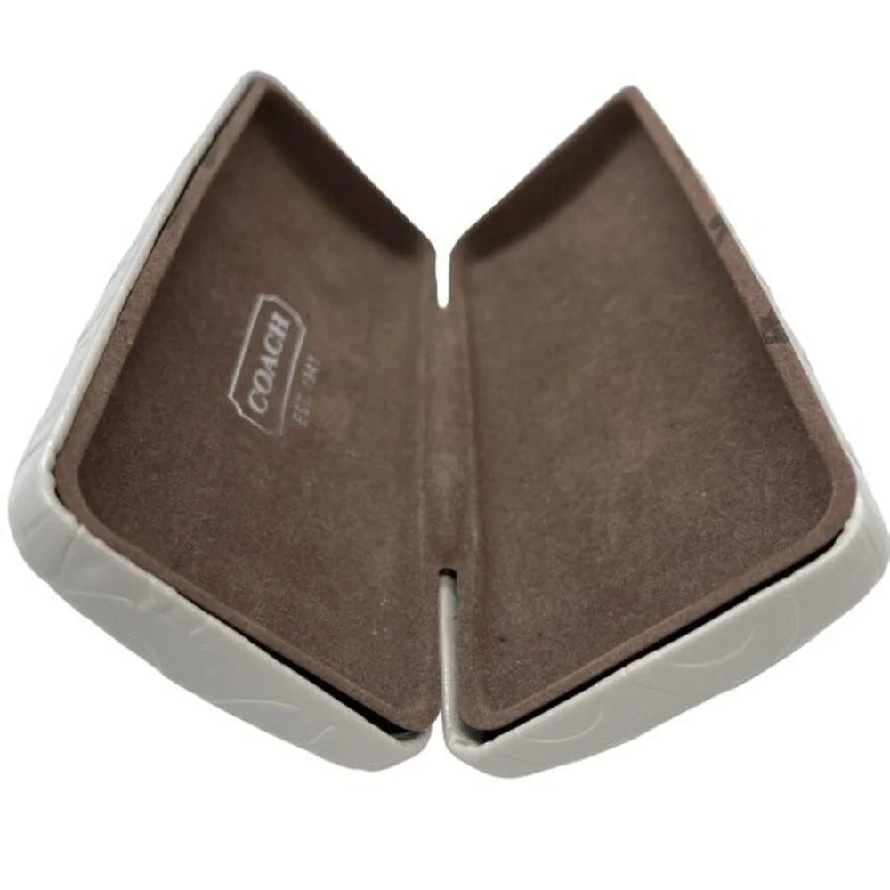 COACH White Embossed Leather Eyeglasses Sunglasses Hard Clamshell Case